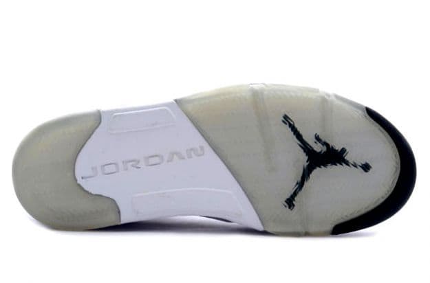 Air Jordan 5 White/Metallic release photo 3