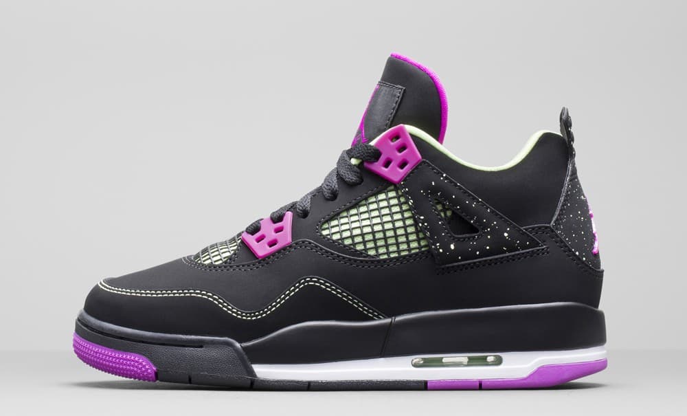 Air Jordan 4 GS “Fuchsia” release photo 1