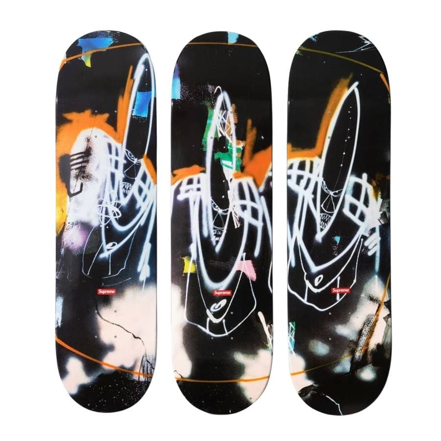 Supreme/futura 2000 Skateboards release photo 1
