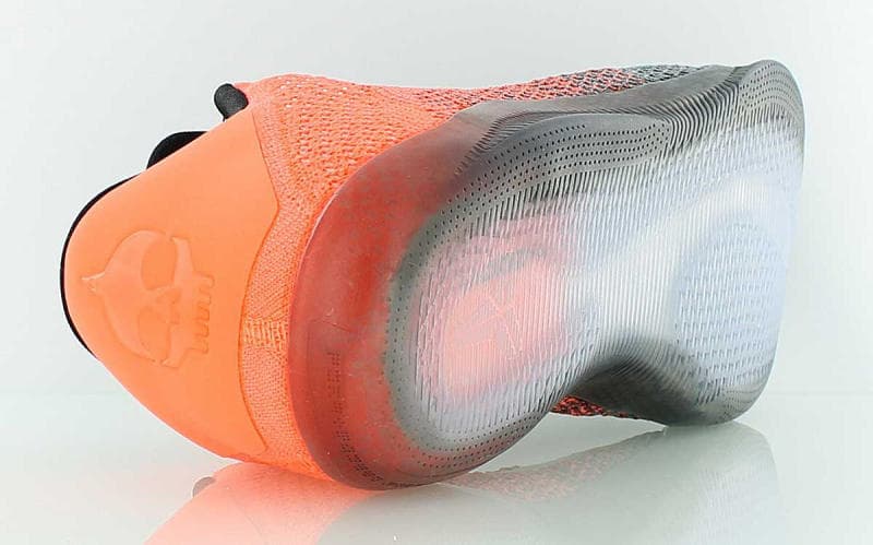 Nike Kobe 11 Elite Low “Easter” release photo 4