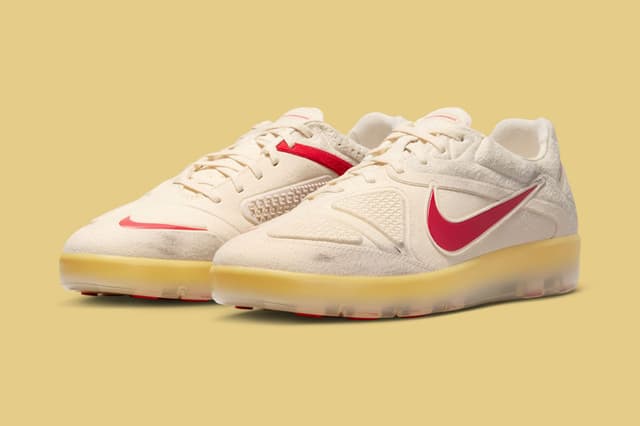 PEACEMINUSONE x Nike Cryoshot CTR 360 "Team South Korea" Nike release photo