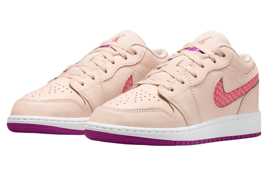 Air Jordan 1 Low GS #Jordankids release photo 2