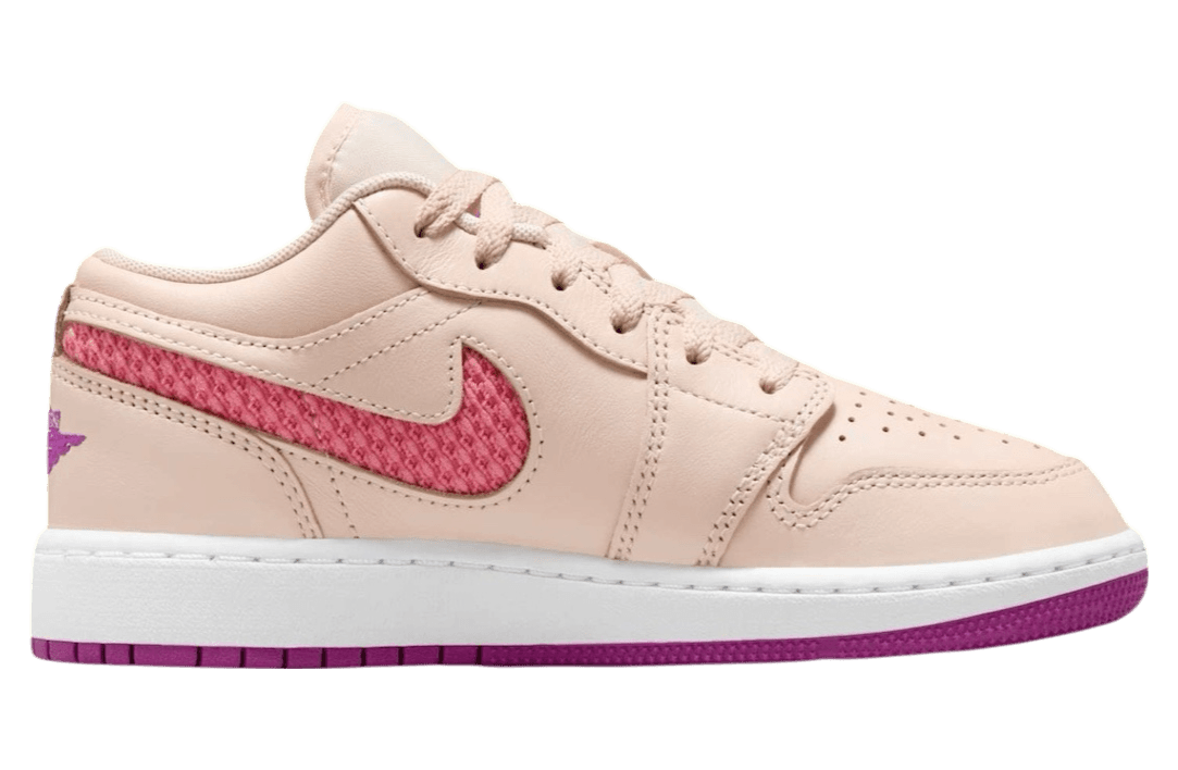 Air Jordan 1 Low GS #Jordankids release photo 3
