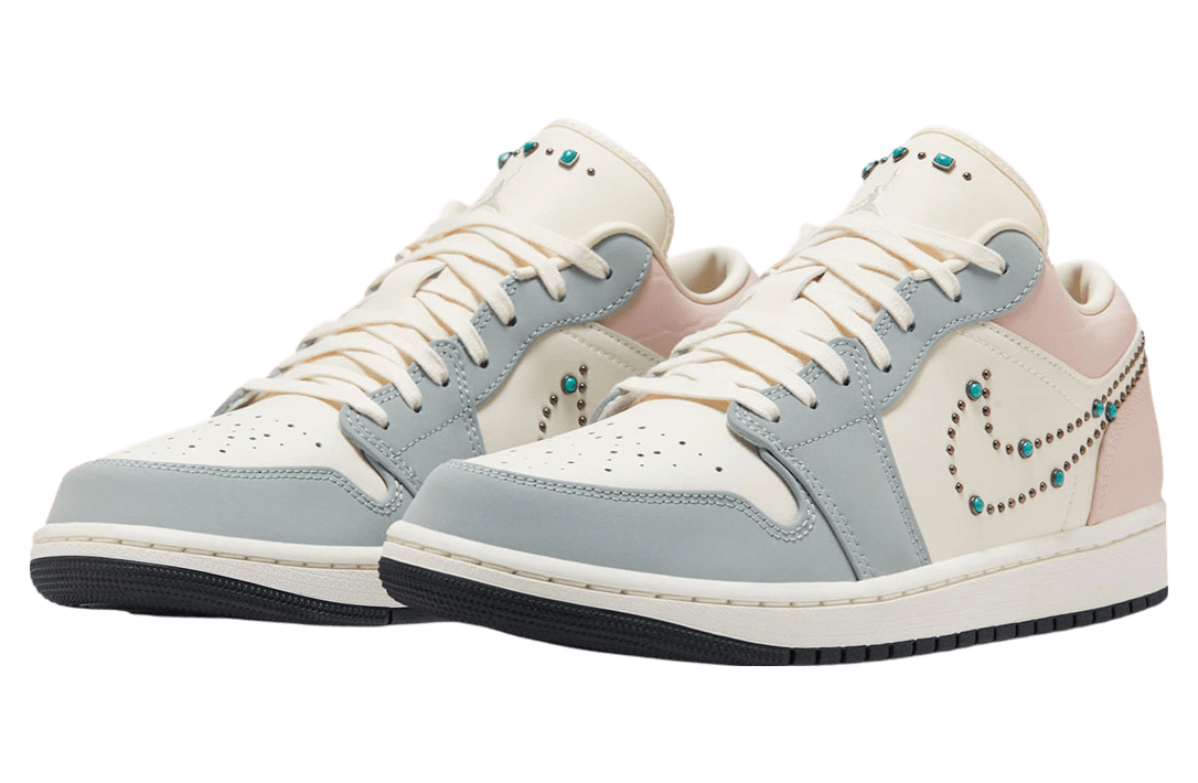 Air Jordan 1 Low WMNS Ivory / Turquoise release photo 2
