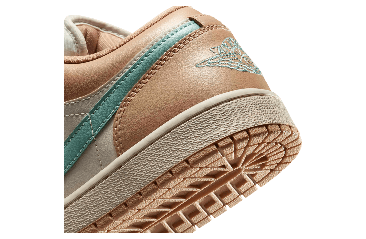 Air Jordan 1 Low WMNS Light Orewood Brown / Hemp release photo 3