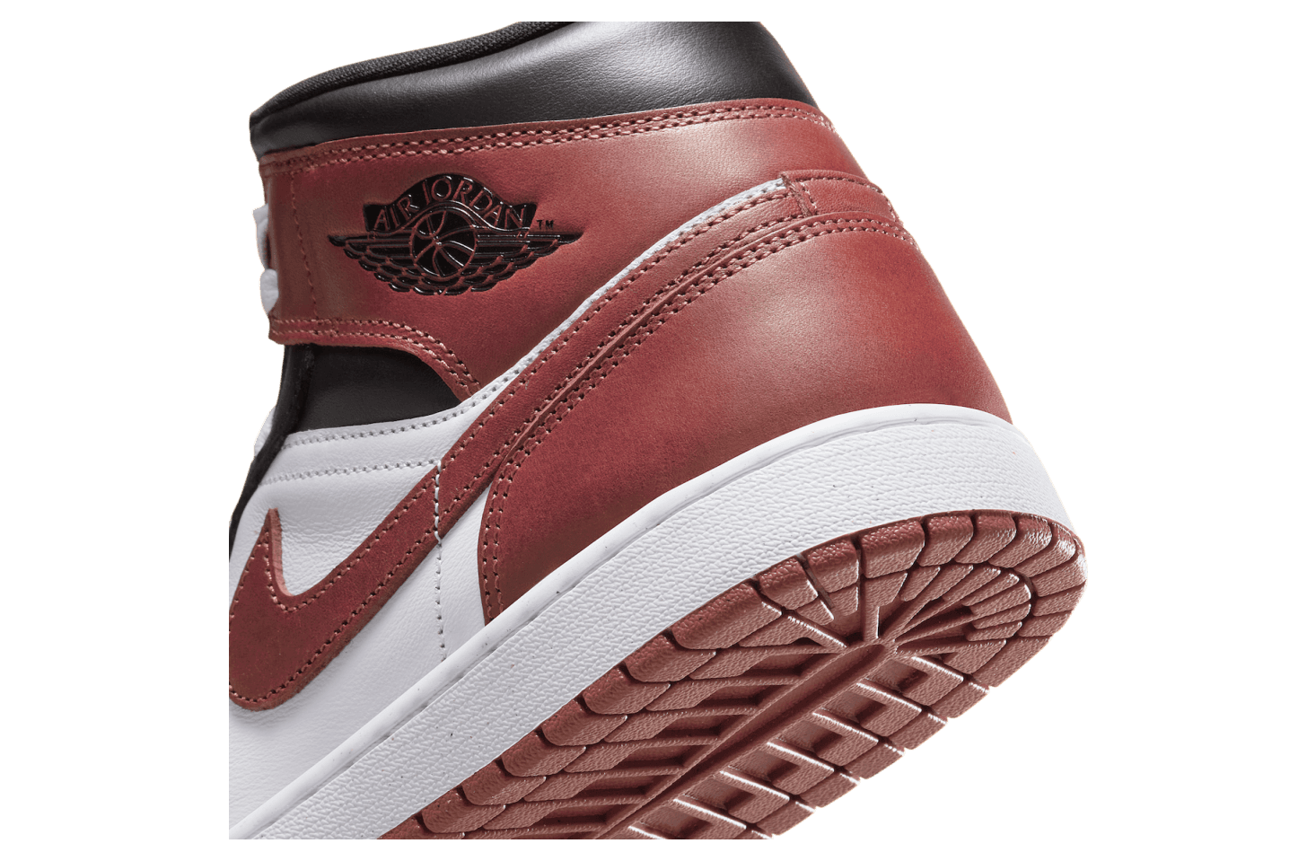 Air Jordan 1 Mid White / Dark Pony release photo 8
