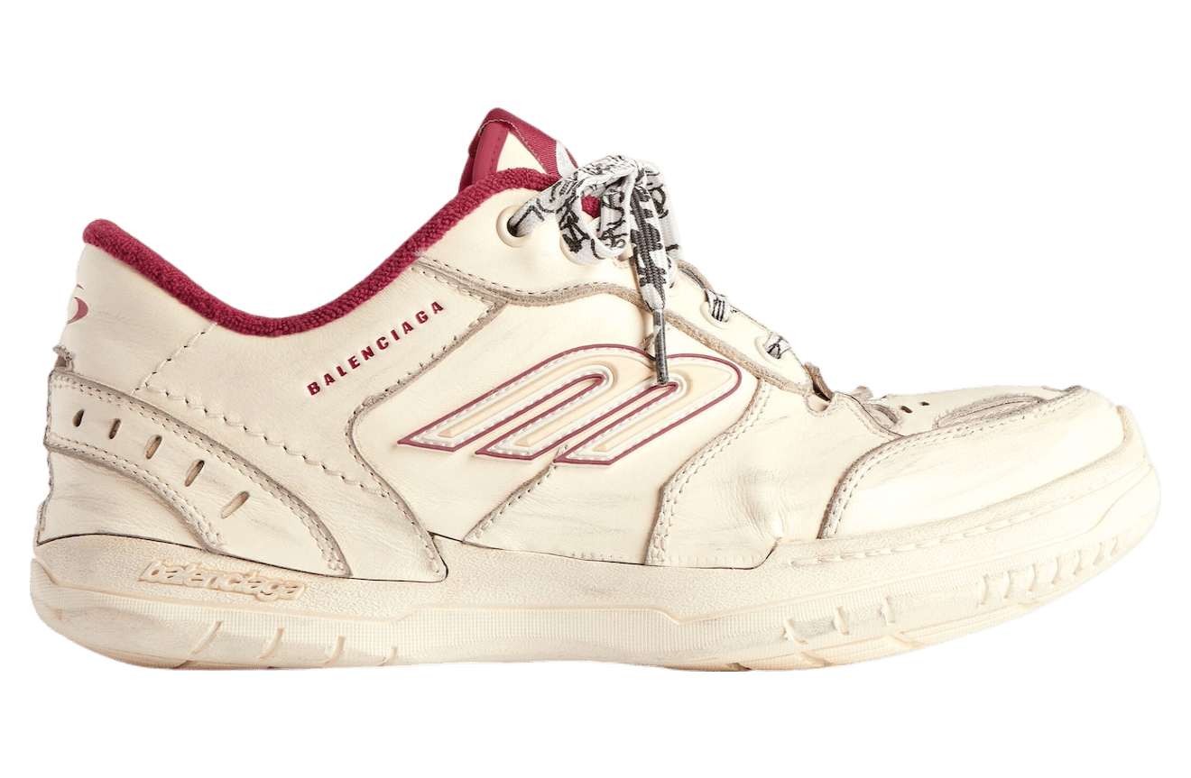 Balenciaga Hamptons Medium Worn-Out Off White / Red release photo 1