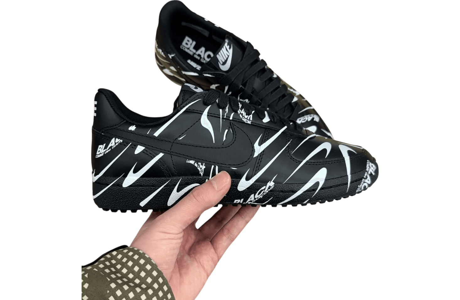 CDG Black x Nike Field General 82 Black / White release photo 1