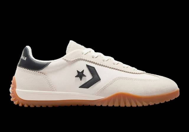 Converse Run Star Trainer Egret release photo