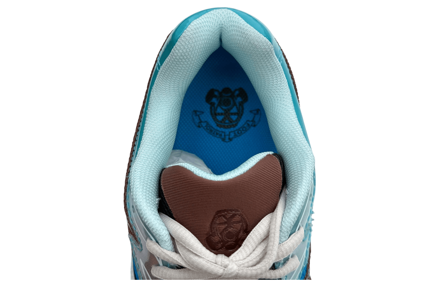 Footpatrol x Saucony Progrid Omni 9 Blue / Brown release photo 8