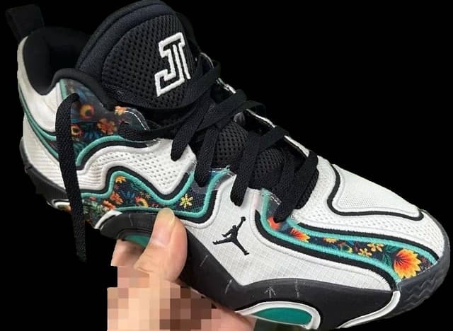 Jordan Tatum 3 Floral Jordan release photo