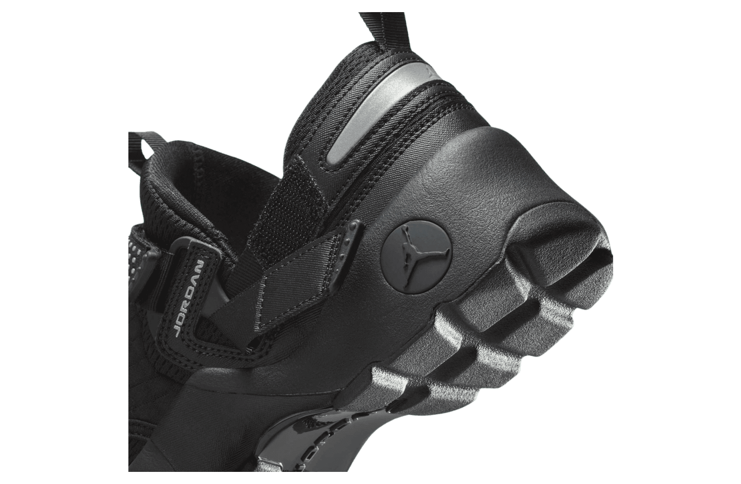Jordan Trunner LX Black / Grey release photo 3