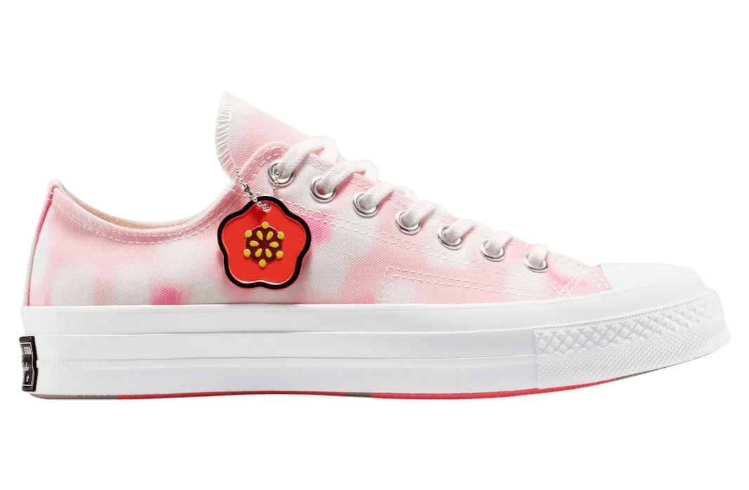 Kenzo x Converse Chuck 70 Pink Cosmos / Strawberry Cream release photo 1