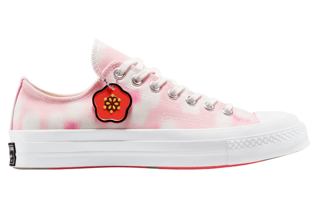 Kenzo x Converse Chuck 70 Pink Cosmos / Strawberry Cream release photo
