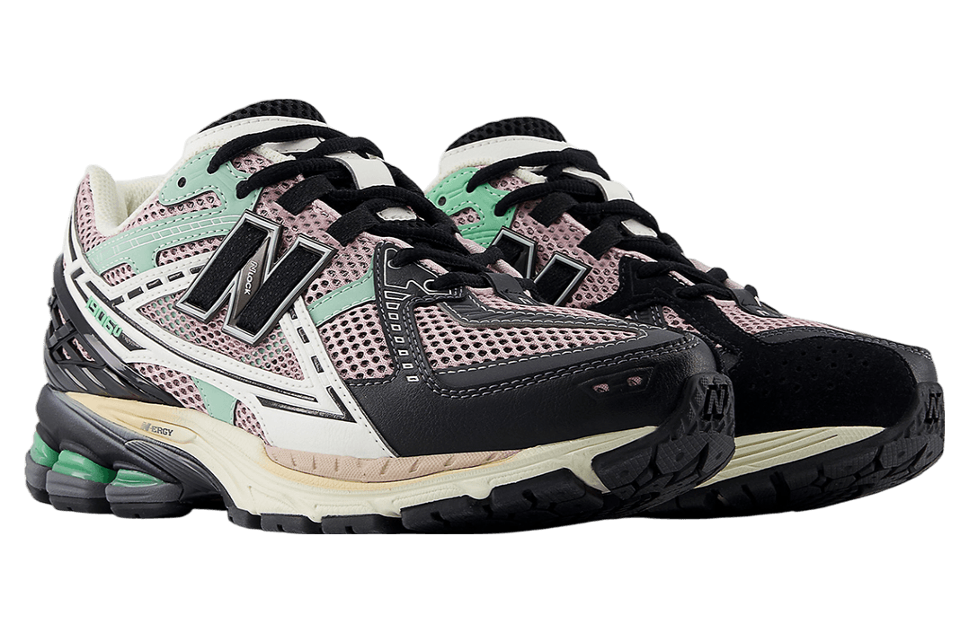 New Balance 1906U Black / Mint release photo 2