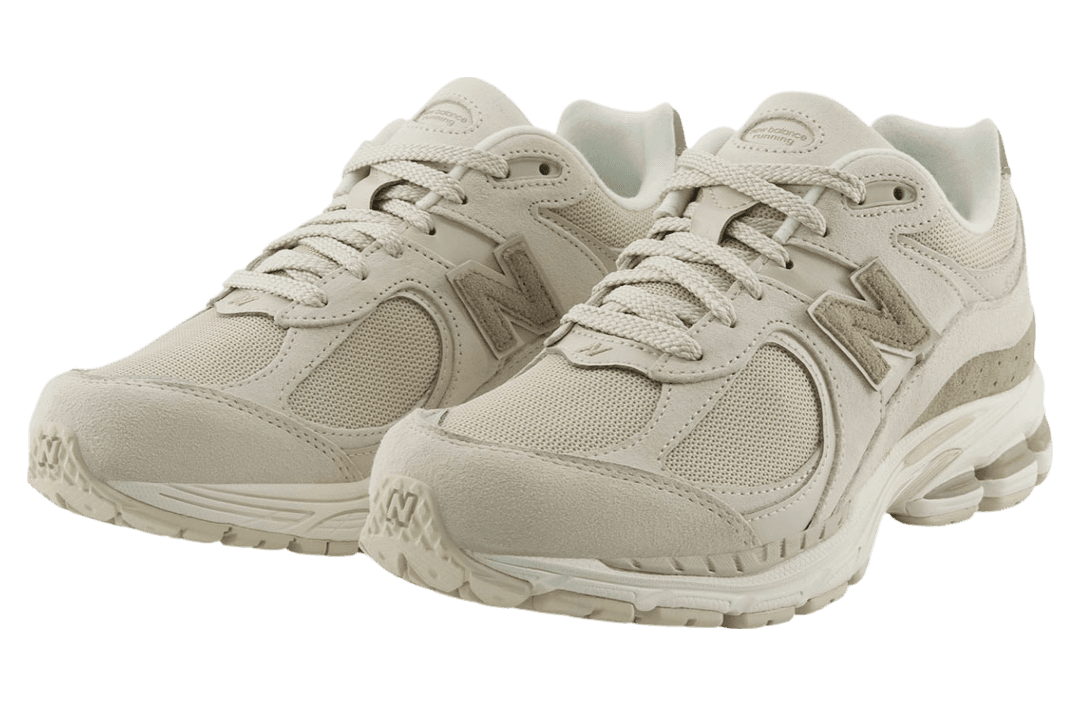 New Balance 2002R Tan / Beige release photo 2