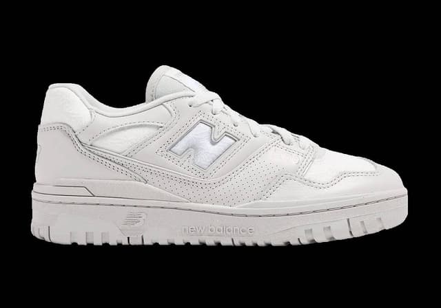 New Balance 550 WMNS Grey Lace New Balance release photo