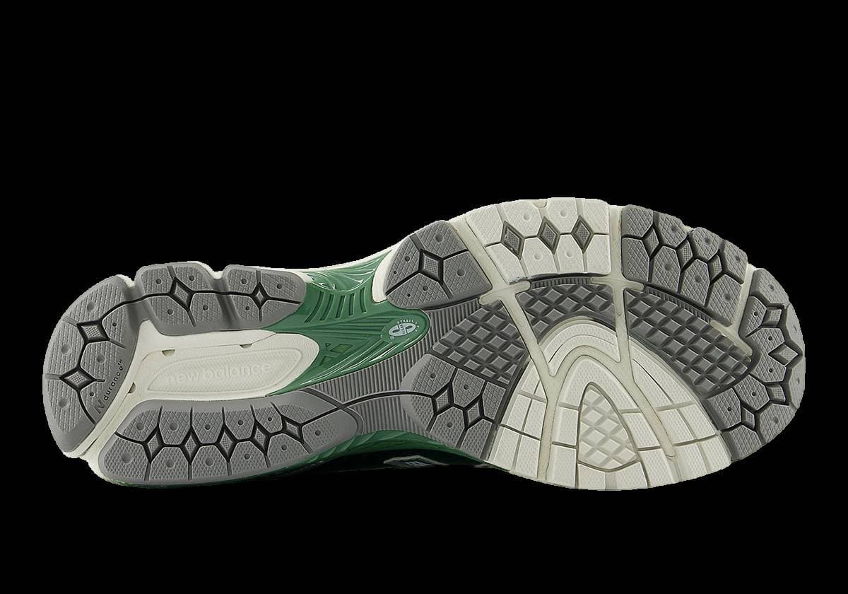 New Balance 860V2 Silver Toe Green release photo 5