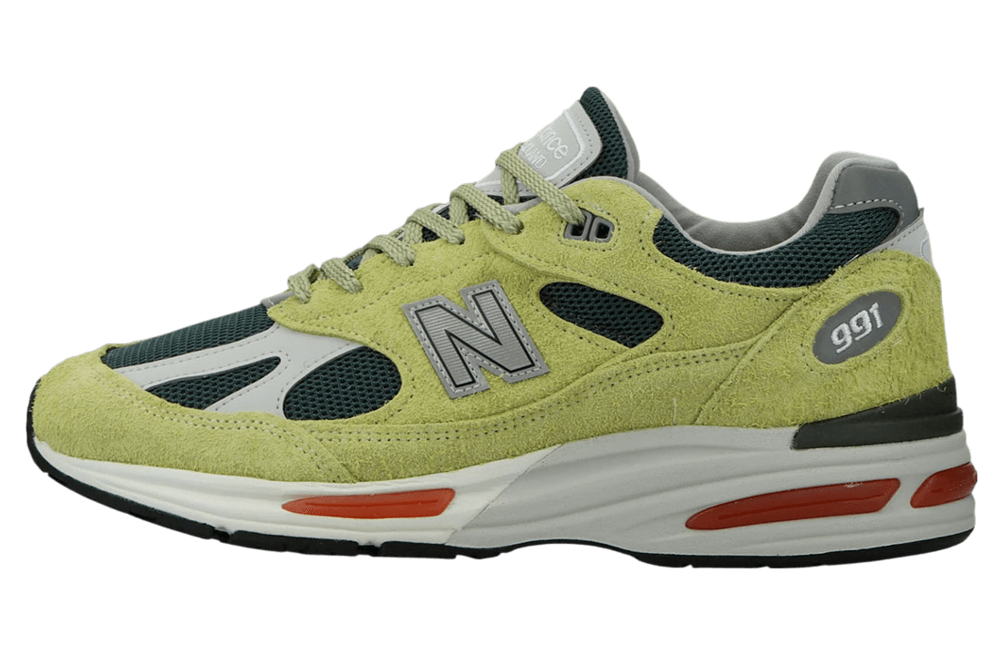New Balance 991v2 Green Suede release photo 1