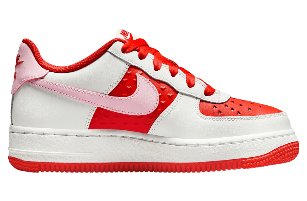 Nike Air Force 1 Low GS Valentine's Day release photo 3