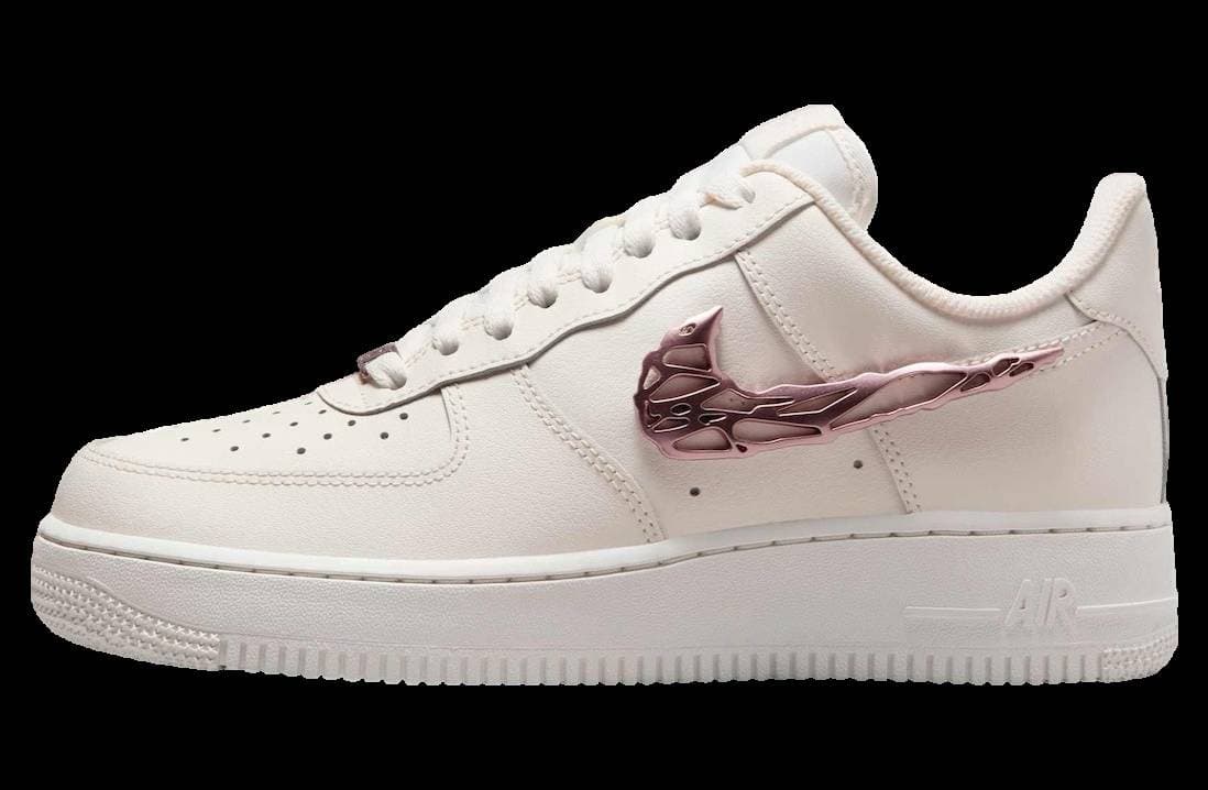 Nike Air Force 1 Low Molten Swoosh WMNS White / Pink release photo 1