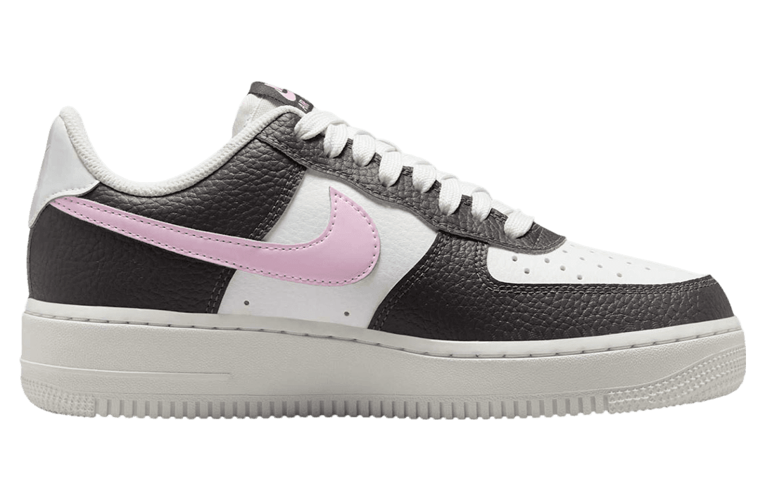 Nike Air Force 1 Low Summit White / Pink Foam release photo 2