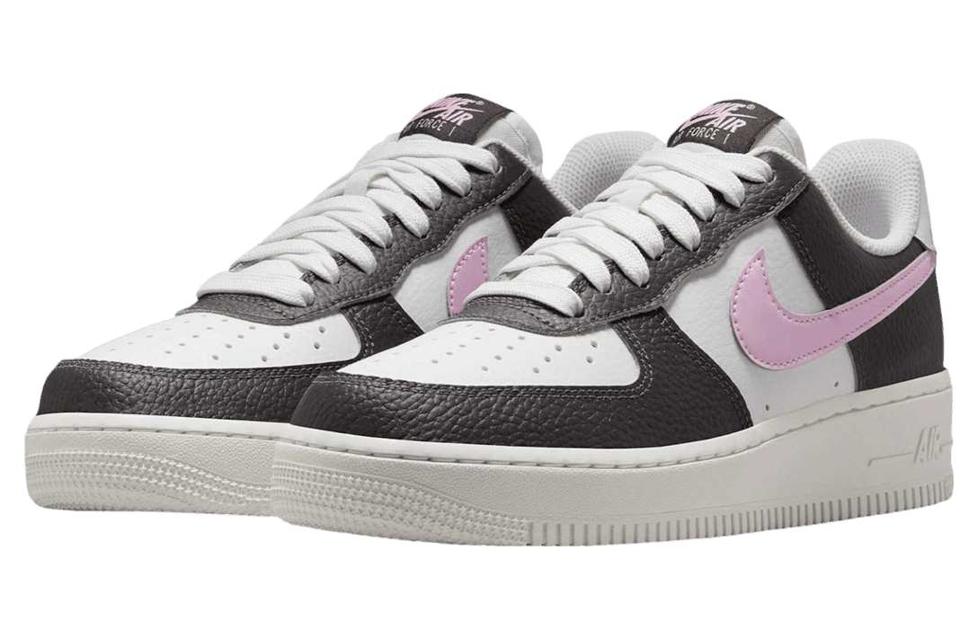 Nike Air Force 1 Low Summit White / Pink Foam release photo 4