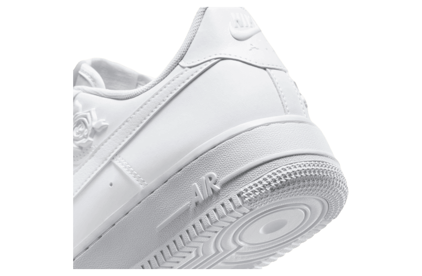 Nike Air Force 1 Low White Roses White / Black release photo 8