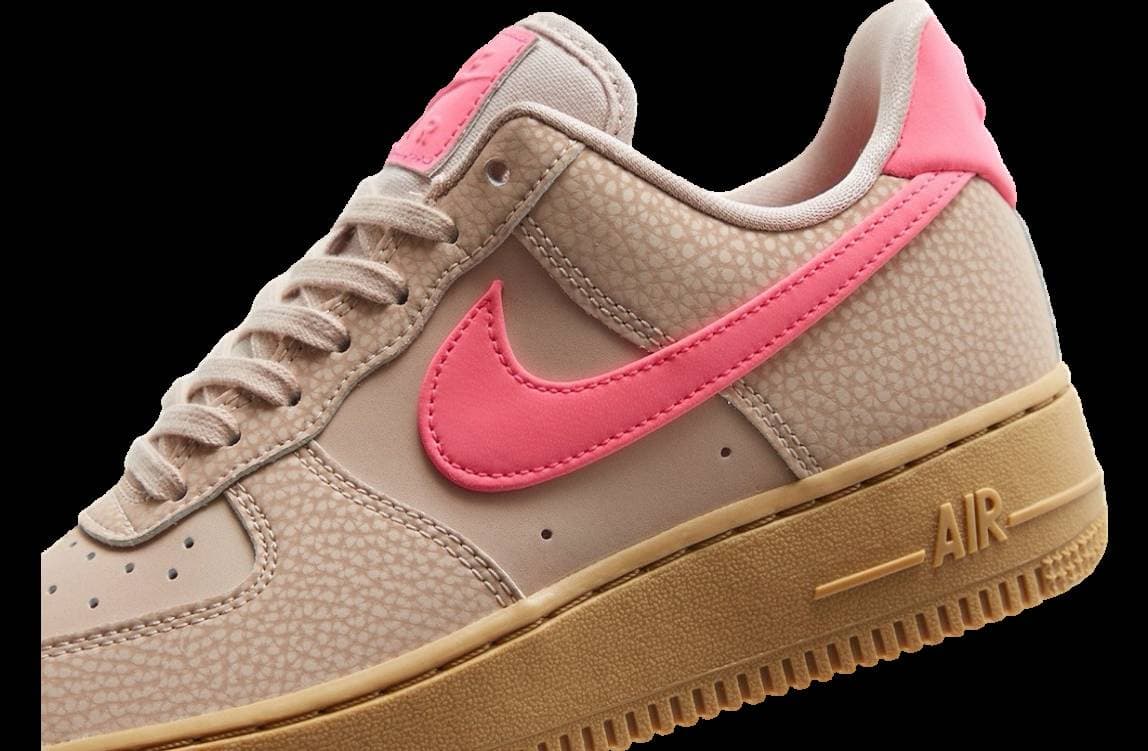 Nike Air Force 1 Low WMNS Particle Beige / Hyper Pink release photo 6