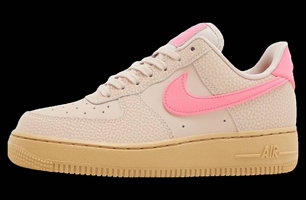 Nike Air Force 1 Low WMNS Particle Beige / Hyper Pink release photo 1