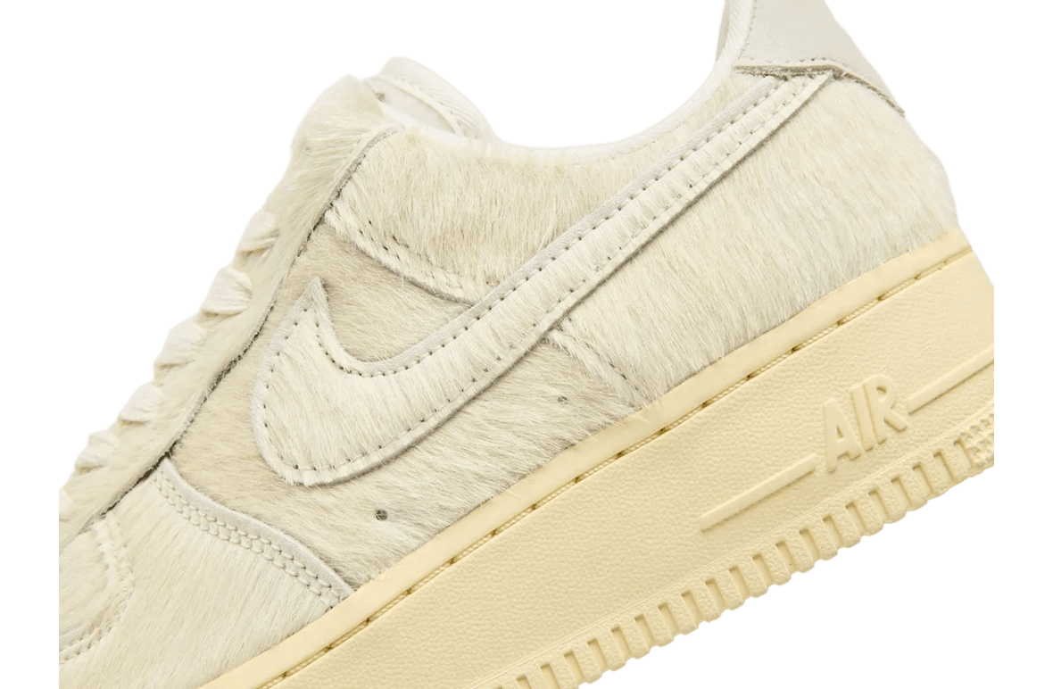 Nike Air Force 1 Low WMNS Pony Hair Sail / Muslin release photo 3