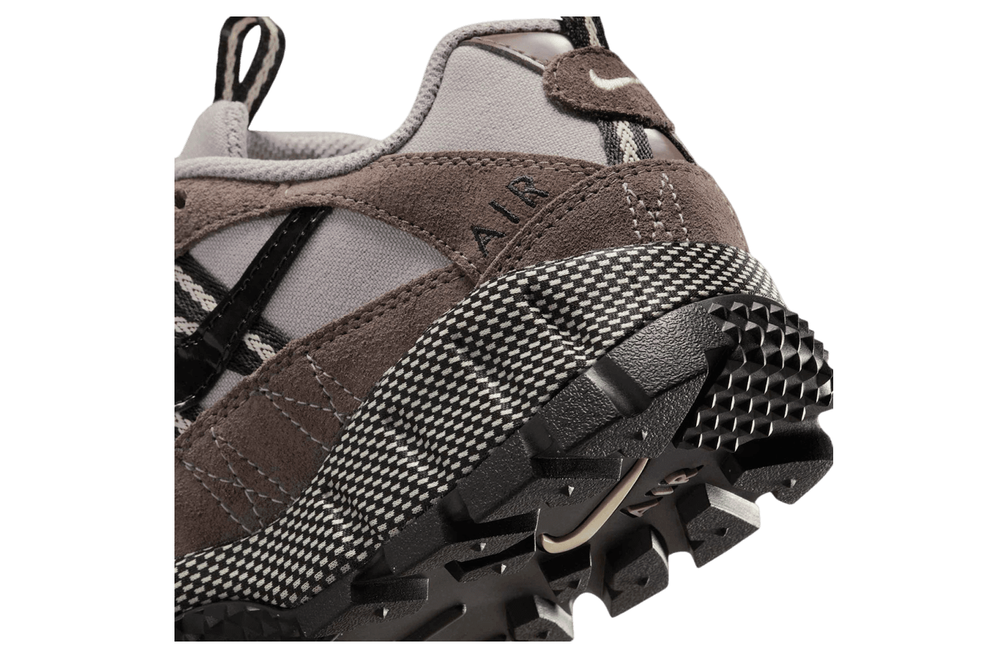Nike Air Humara WMNS Ironstone / College Grey release photo 3