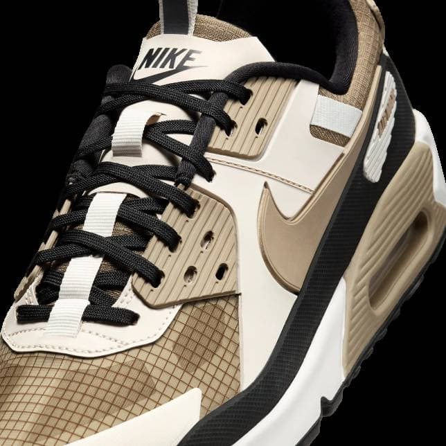 Nike Air Max 90 Drift release photo 7