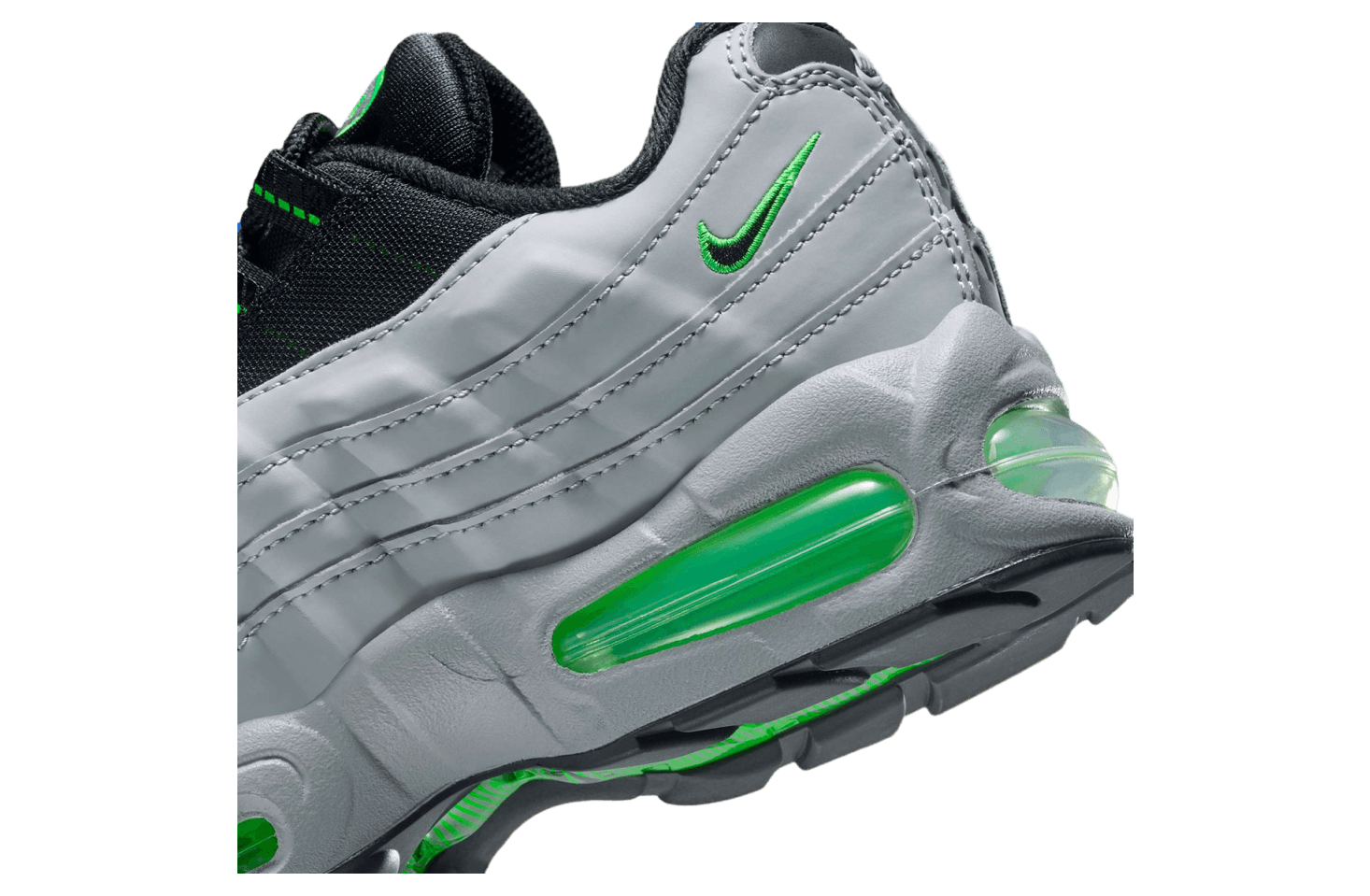 Nike Air Max 95 GS Light Smoke Grey / Green Strike release photo 3