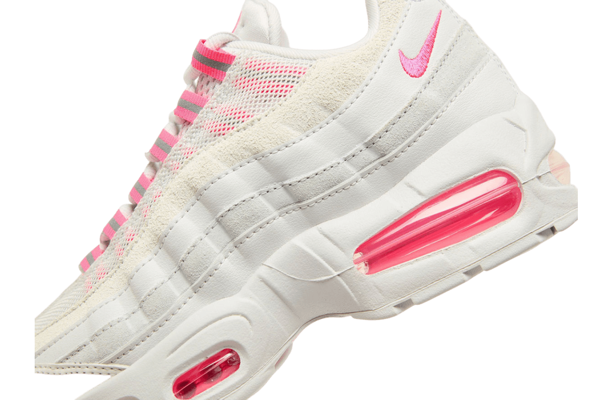 Nike Air Max 95 WMNS Vast Grey / Hyper Pink release photo 3