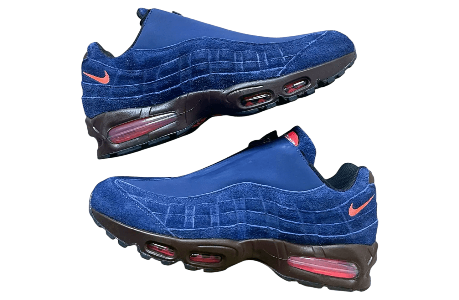 Nike Air Max 95 Zip Loyal Blue / Hyper Crimson Nike release photo