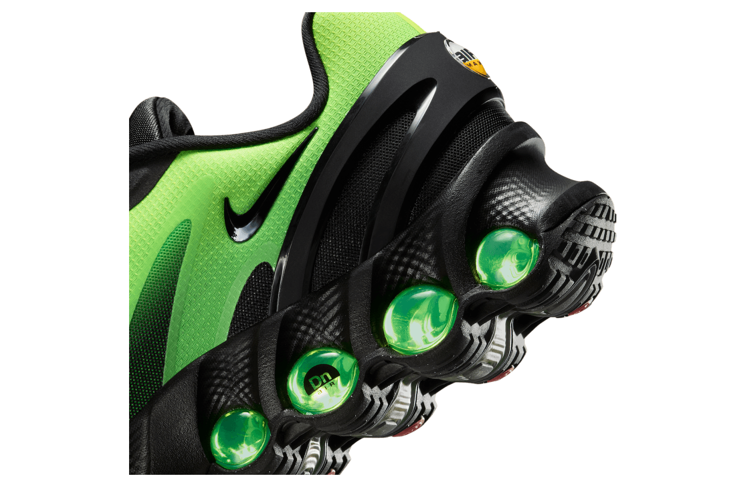 Nike Air Max DN8 Black / Green Strike release photo 8