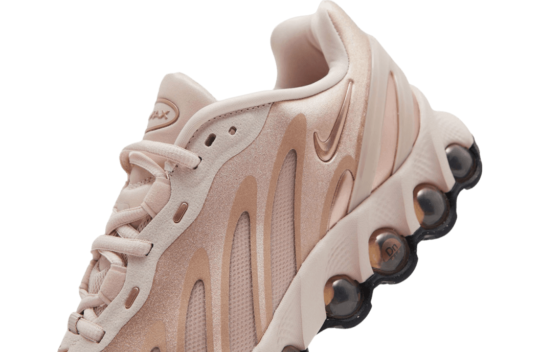 Nike Air Max DN8 WMNS Rose Gold / Black release photo 5