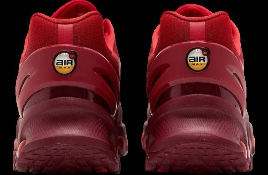 Nike Air Max DN8 WMNS University Red / Black release photo 4