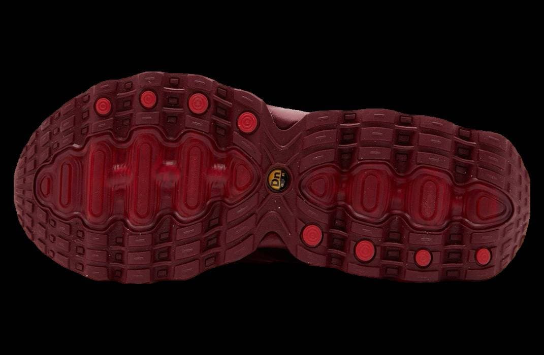 Nike Air Max DN8 WMNS University Red / Black release photo 5