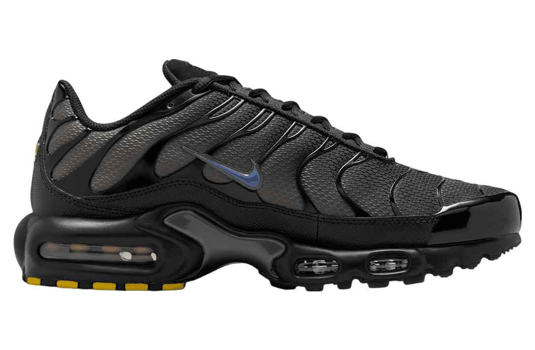 Nike Air Max Plus Black / Dark Smoke Grey release photo 2