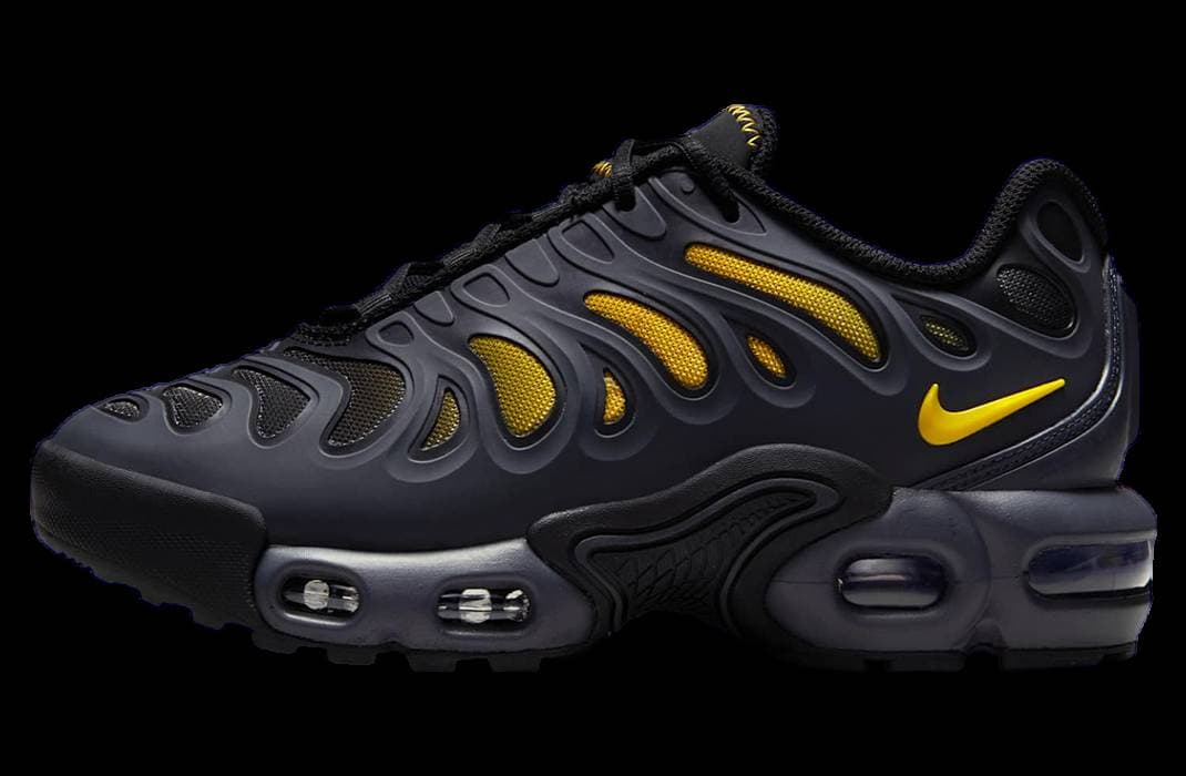Nike Air Max Plus Drift Batman Nike release photo