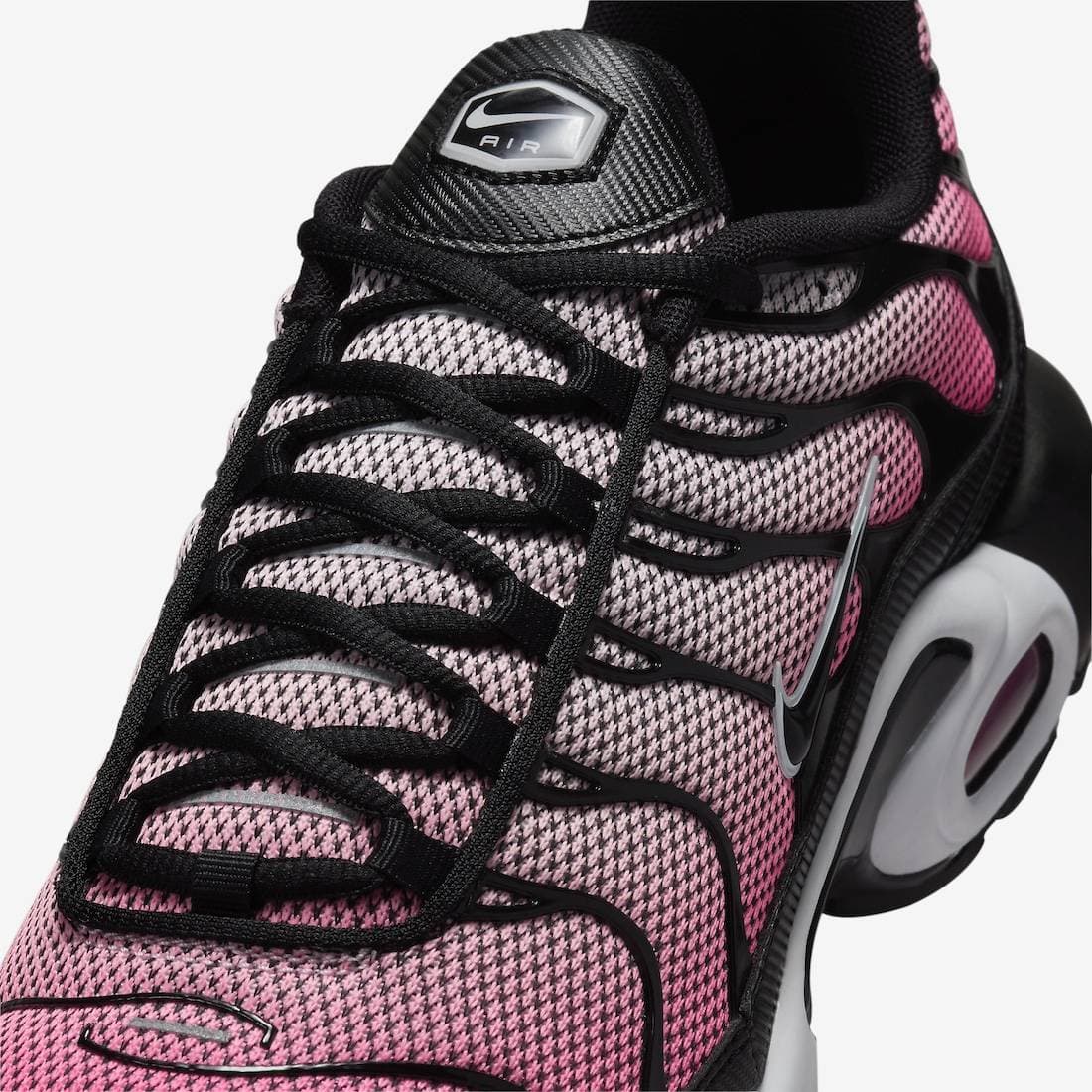 Nike Air Max Plus Sunset Pulse release photo 7