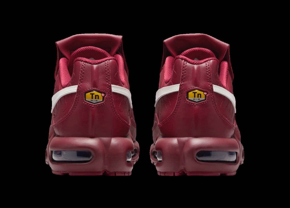 Nike Air Max Plus Tiempo Team Red Sail release photo 5
