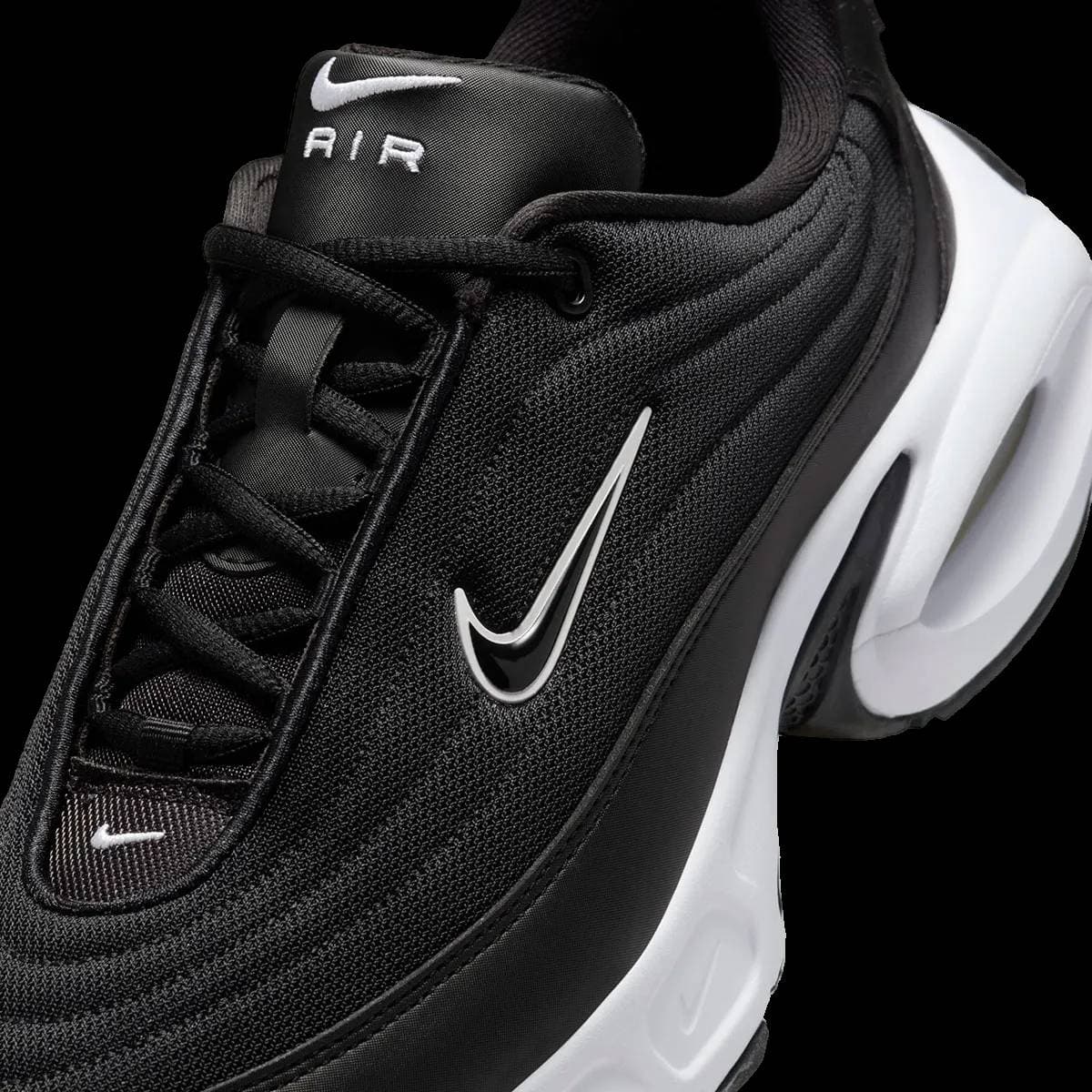 Nike Air Max Portal WMNS Black release photo 8