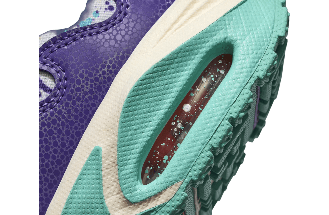 Nike Air Max SNDR Doernbecher release photo 6
