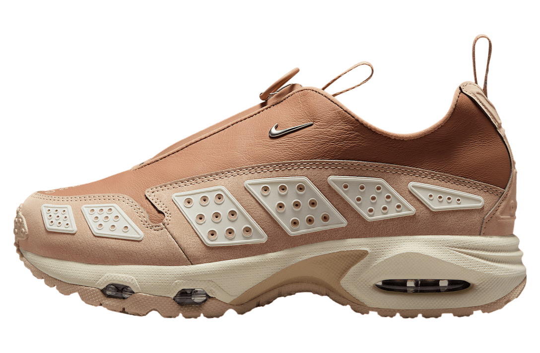 Nike Air Max SNDR Premium WMNS Hemp / Sanddrift release photo 1