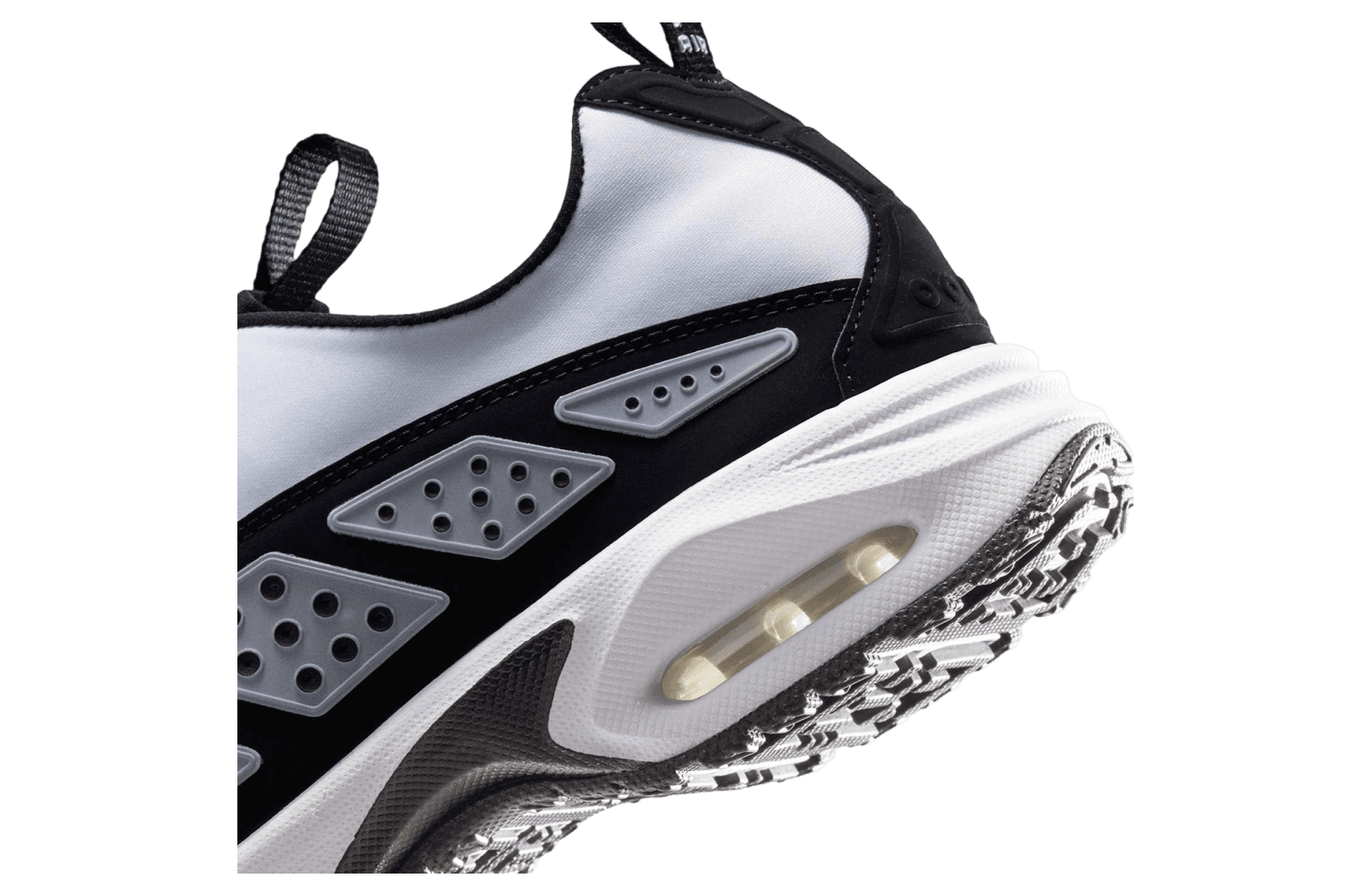 Nike Air Max SNDR WMNS White/Black release photo 3