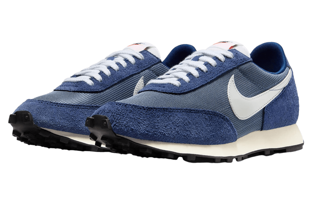 Nike Daybreak Blue Void / Diffused Blue release photo 2