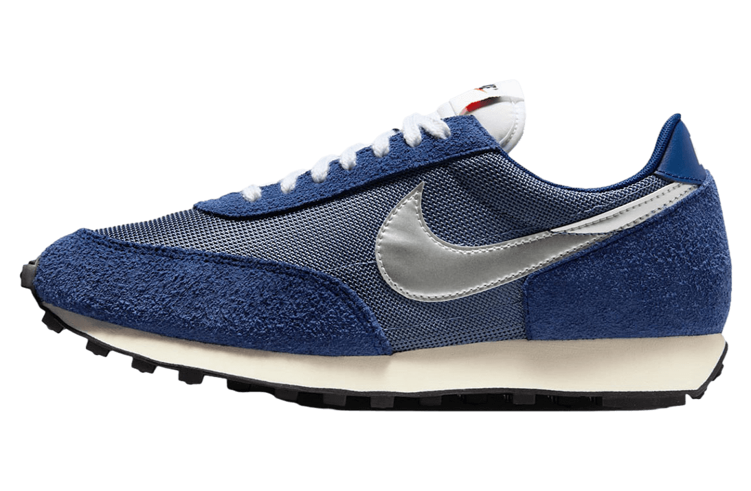 Nike Daybreak Blue Void / Diffused Blue release photo 1